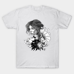 Scratchy. Woman whose heart sounds on a gramophone. T-Shirt